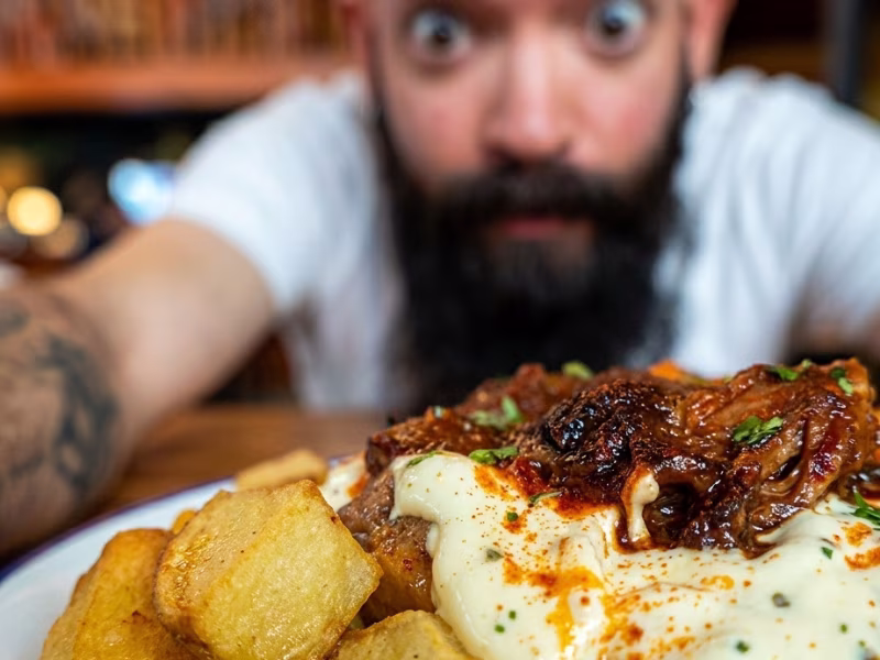 Comunidad bravera en bar - vayaBravas